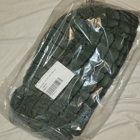 FP Movement Quilted Carryall Tote Bag Army Green Shoulder Hobo Gym Free People - Picture 10 of 12